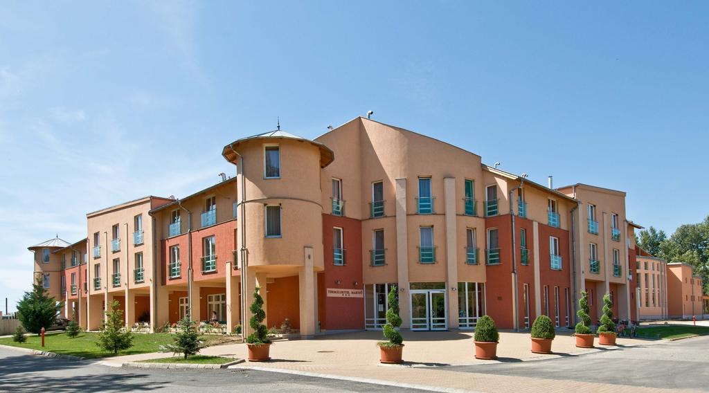 Martfu Hotel Thermal Spa Εξωτερικό φωτογραφία